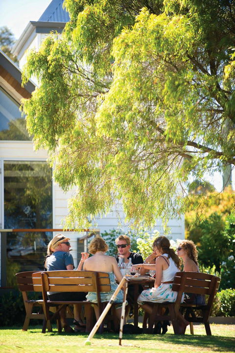 Rustico At Hay Shed Hill - Northern Rivers Accommodation 0