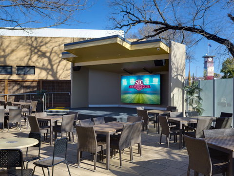 Swan Hill Club - Northern Rivers Accommodation 1