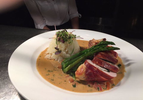 LakeFront Bistro - Northern Rivers Accommodation 13