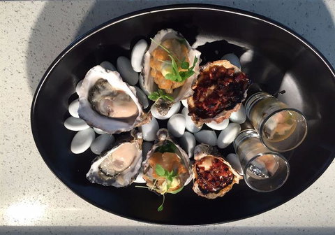 LakeFront Bistro - Northern Rivers Accommodation 15