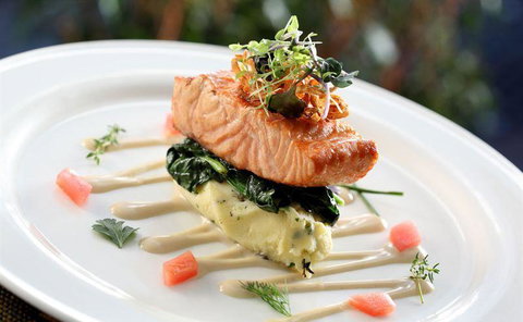 LakeFront Bistro - Northern Rivers Accommodation 21