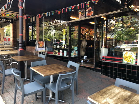 Loaves And Dishes Cafe - Northern Rivers Accommodation 1