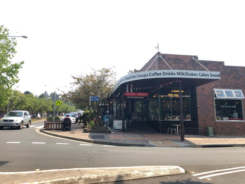 Loaves And Dishes Cafe - Northern Rivers Accommodation 2