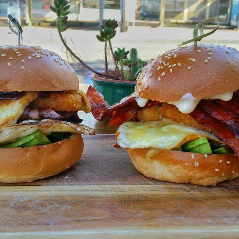 The Big Red - Northern Rivers Accommodation 0