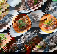 Banana Leaf Thai Restaurant - Camp Hill - Northern Rivers Accommodation