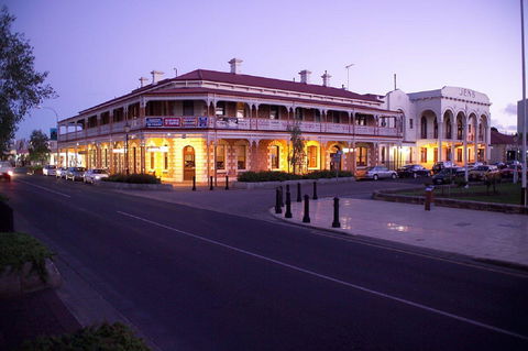 Jens Town Hall Hotel - Northern Rivers Accommodation 0