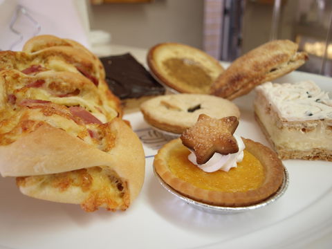 AJ's Hotbake - Northern Rivers Accommodation 0