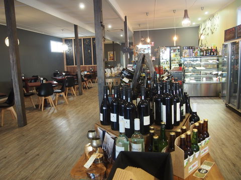 Grant St Grocer - Northern Rivers Accommodation 2