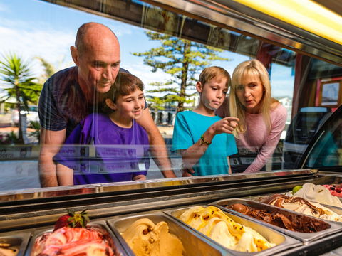 Lennox Gelato And Coffee Co - Northern Rivers Accommodation 0