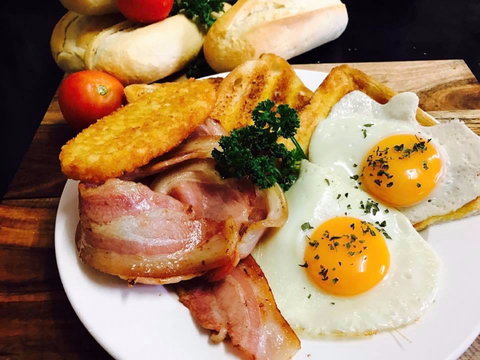 Wafflin On Cafe - Northern Rivers Accommodation 0