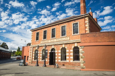 Gasworks Cellar Door Tasmanian Wine Experience - Northern Rivers Accommodation 0