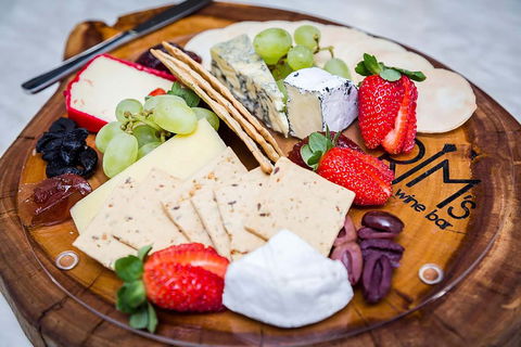 RJM's Wine Bar - Northern Rivers Accommodation 2