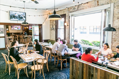 The Tudor Hotel - Northern Rivers Accommodation 1