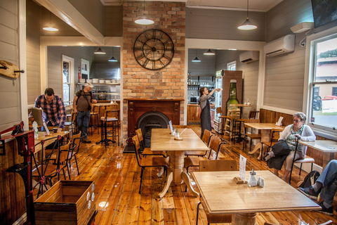 Tracks On Point Cafe - Northern Rivers Accommodation 0
