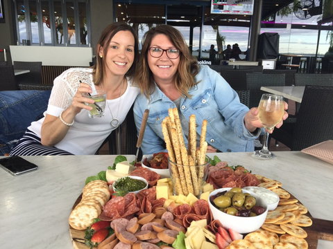 Mulwala Water Ski Club Dining - Northern Rivers Accommodation 1