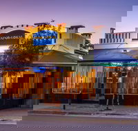 Vino Lokal - Northern Rivers Accommodation