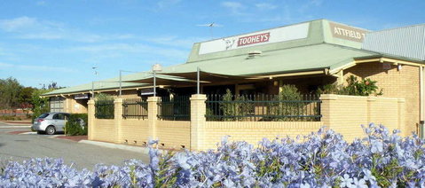 Attfield Tavern - Northern Rivers Accommodation 0
