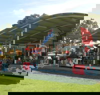 Submarine Cafe