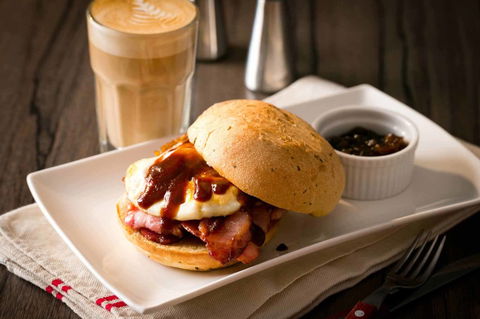 The Coffee Club - Mitchelton - Northern Rivers Accommodation 0