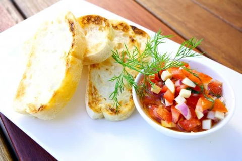 Broadbeach Tavern - Broadbeach - Northern Rivers Accommodation 0