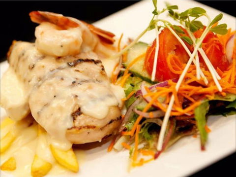 Manning River Hotel - Northern Rivers Accommodation 0
