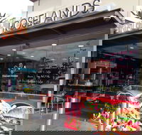 Betty's Burgers and Concrete Co. - CBD - Northern Rivers Accommodation