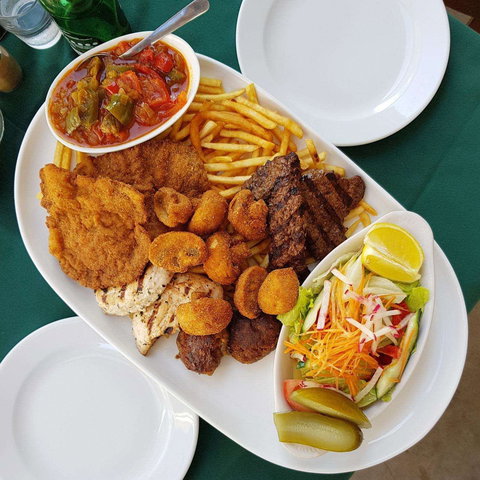 Cafe Gundel - Northern Rivers Accommodation 0