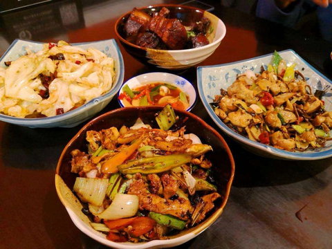 Chairman Mao Restaurant - Northern Rivers Accommodation 0