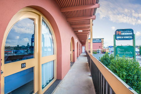 Federal Hotel - Mount Gambier - Northern Rivers Accommodation 0