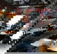 Mai's Kitchen Rules Cafe - Northern Rivers Accommodation