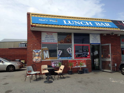 Mai's Lunch Bar - Northern Rivers Accommodation 0