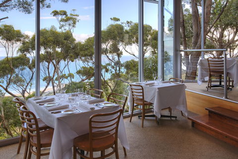 Chris's Restaurant - Northern Rivers Accommodation 0