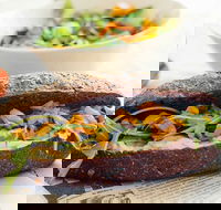 Vietnamese Saigon Star - Northern Rivers Accommodation