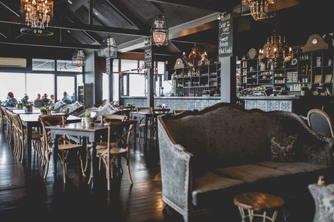Boatshed Restaurant - Lake Wendouree - Northern Rivers Accommodation 0