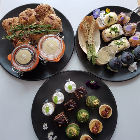 Queen's Terrace Café - Northern Rivers Accommodation 1