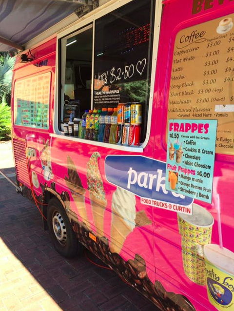 The Pink Van - Northern Rivers Accommodation 0