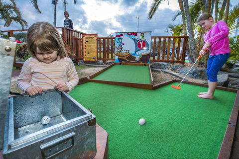 Moonee Beach Tavern - Northern Rivers Accommodation 1
