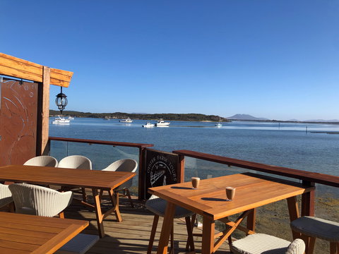 Oyster HQ - Northern Rivers Accommodation 0