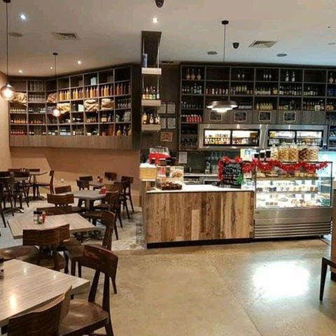 Santos Cafe And Bar - Northern Rivers Accommodation 0