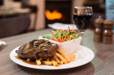 Albion Hotel - Cottesloe - Northern Rivers Accommodation 0