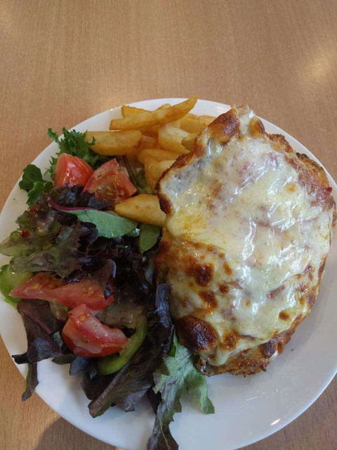 Benny's Woodfire Pizza Grill & Pasta Bar - Northern Rivers Accommodation 0