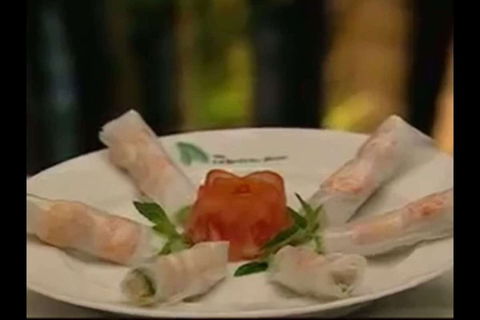 Vietnamese Fountain Restaurant - Northern Rivers Accommodation 0