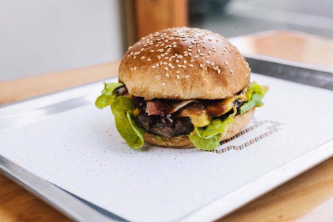 8bit. - Footscray - Northern Rivers Accommodation 0