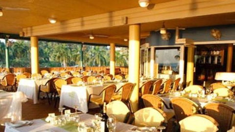 La Beach Restaurant - Northern Rivers Accommodation 1