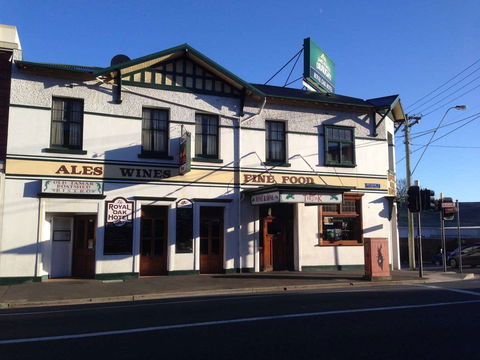 The Royal Oak - Northern Rivers Accommodation 0