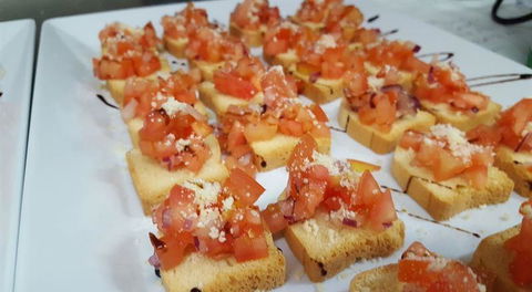 Rozzi's Italian Canteen - Northern Rivers Accommodation 6
