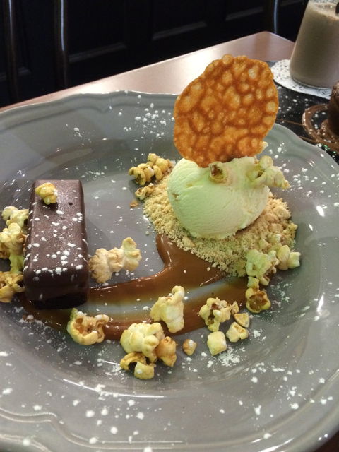 St. Louis House Of Fine Ice Cream & Dessert - Northern Rivers Accommodation 4
