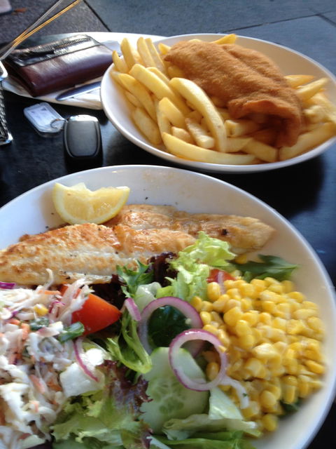 Doug's Seafood Cafe - Northern Rivers Accommodation 1