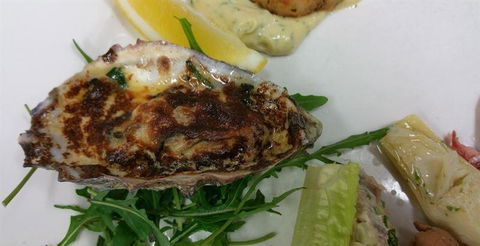 Harry's On The Esplanade - Northern Rivers Accommodation 9