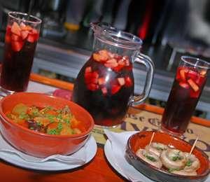 Mid City Bar And Grill - Northern Rivers Accommodation 10